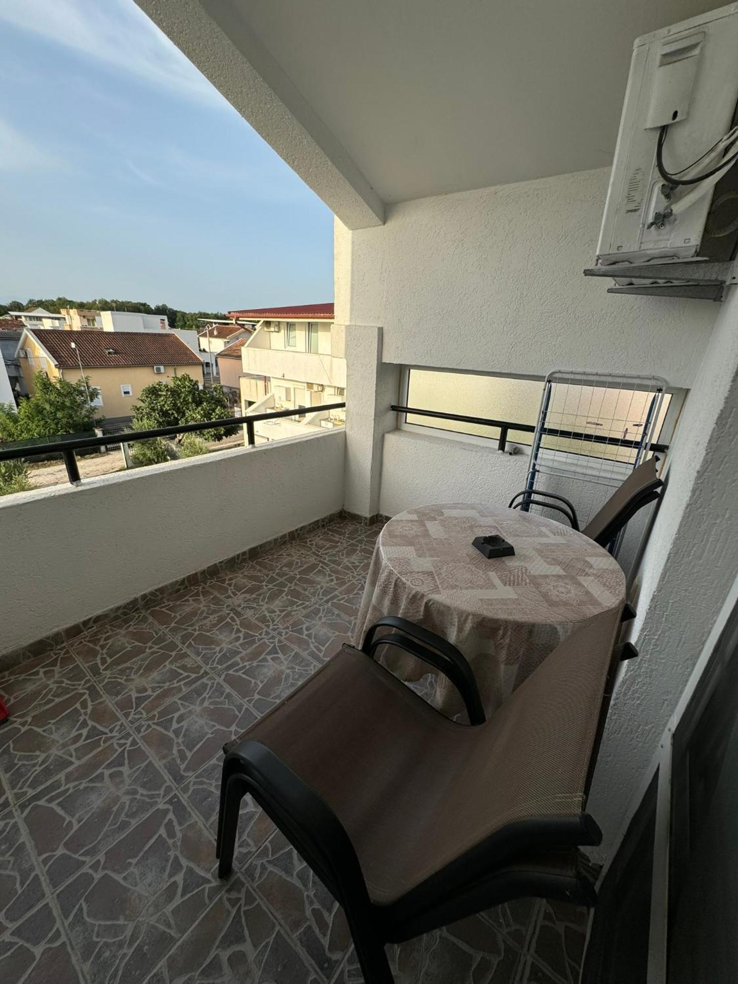 Berin Apartments Ulcinj Ngoại thất bức ảnh