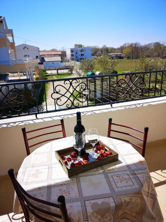 Berin Apartments Ulcinj Ngoại thất bức ảnh