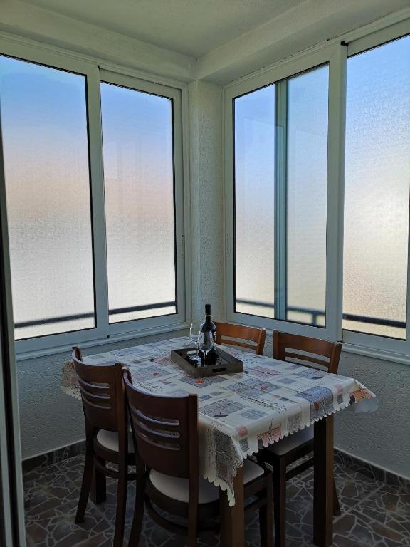 Berin Apartments Ulcinj Ngoại thất bức ảnh
