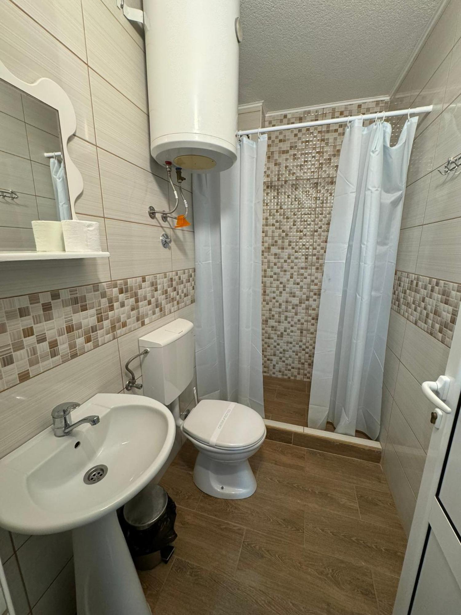 Berin Apartments Ulcinj Ngoại thất bức ảnh