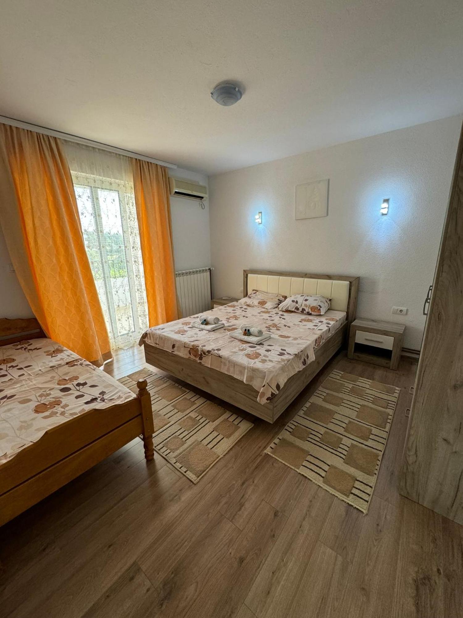 Berin Apartments Ulcinj Ngoại thất bức ảnh