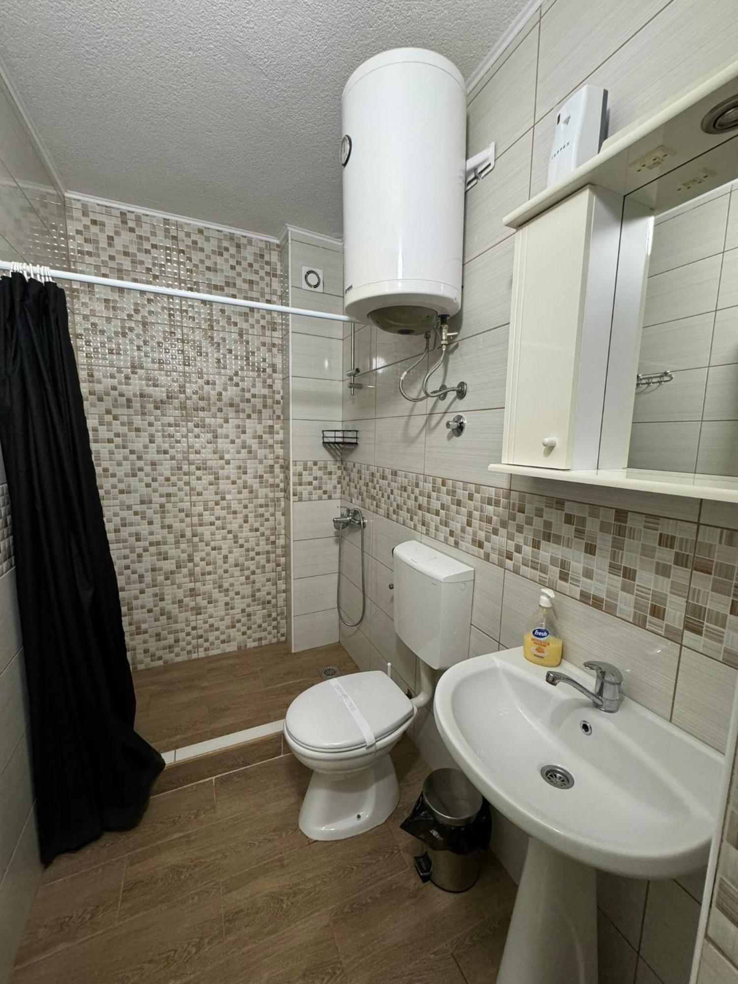 Berin Apartments Ulcinj Ngoại thất bức ảnh