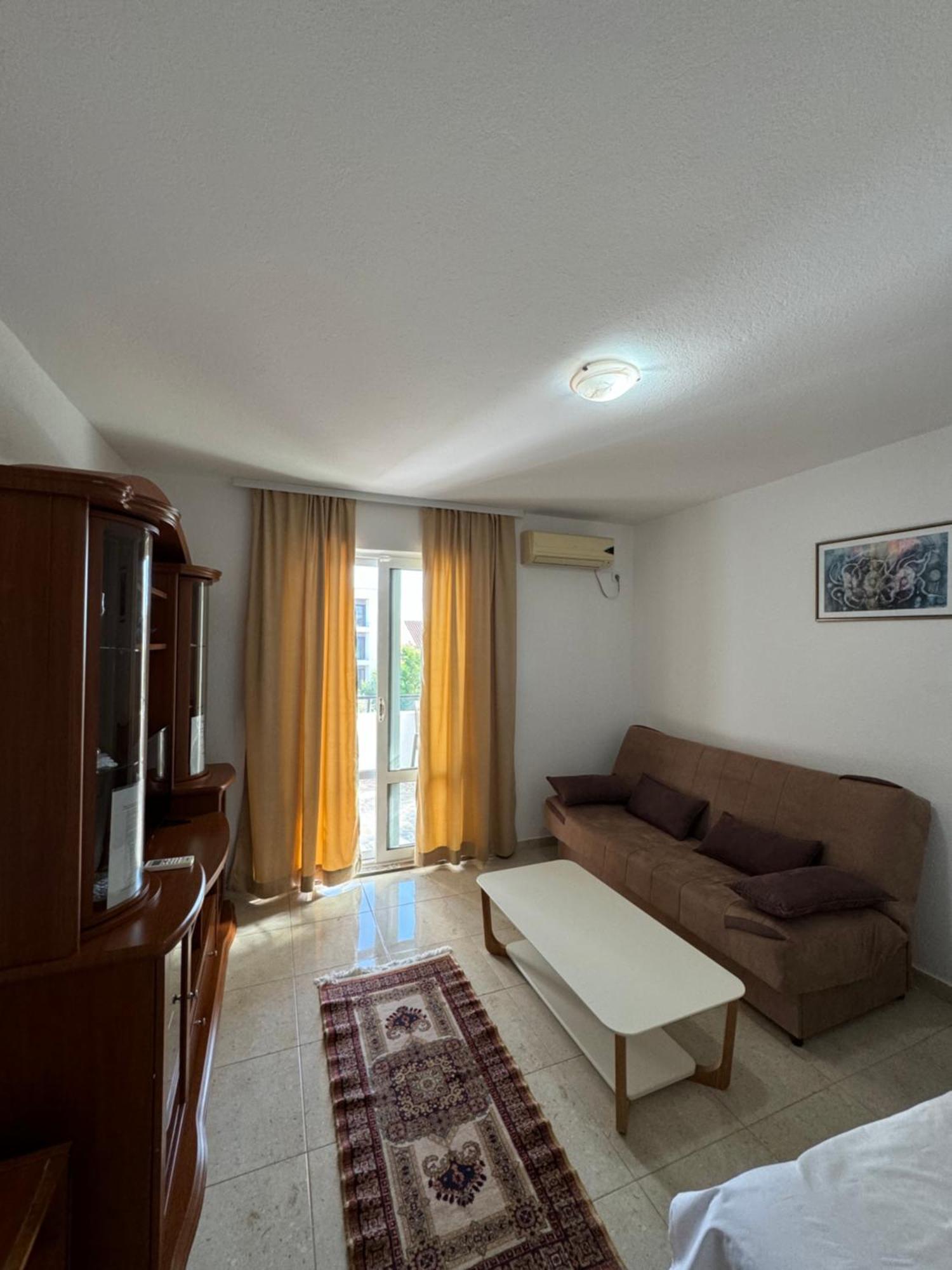 Berin Apartments Ulcinj Ngoại thất bức ảnh